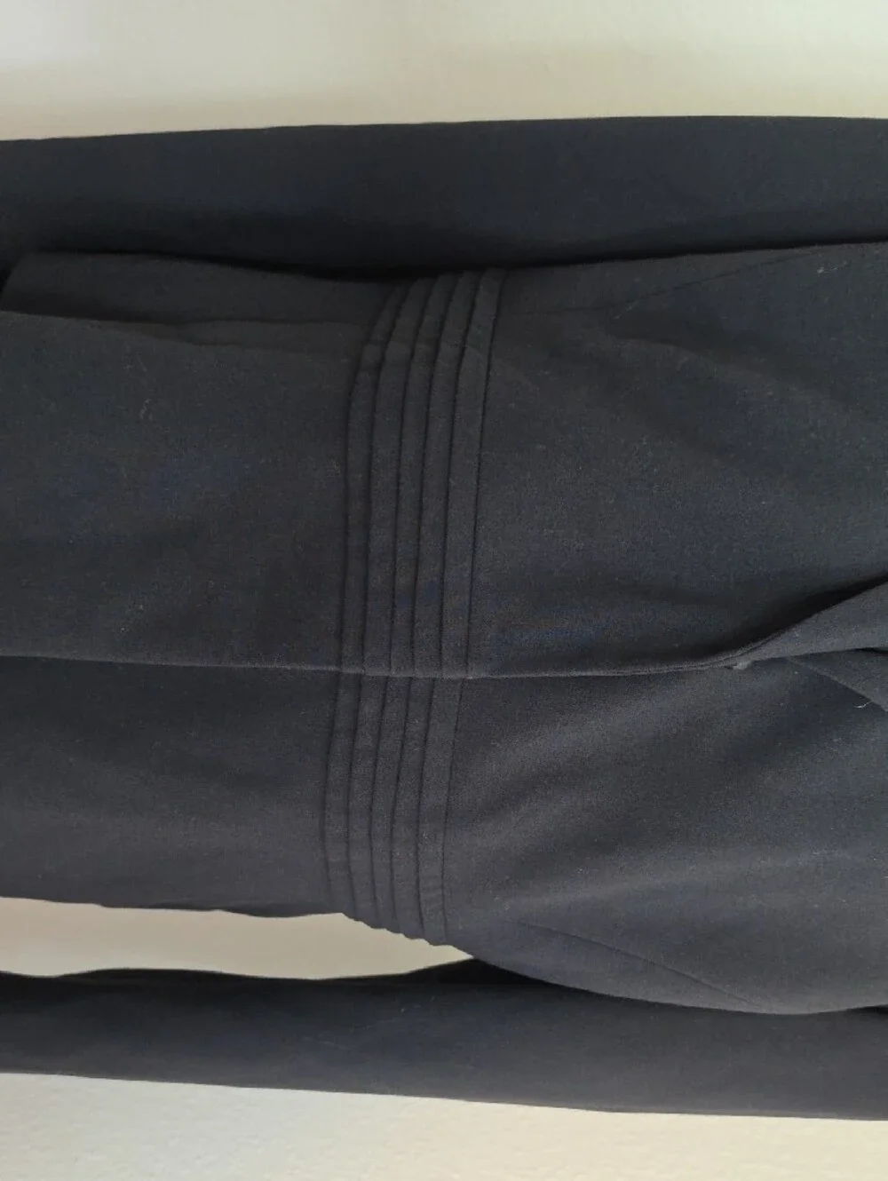 Calvin Klein Pleated Waist Cropped Skirt Suit | Black | Size 14